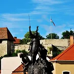 Kertész Vendégház *